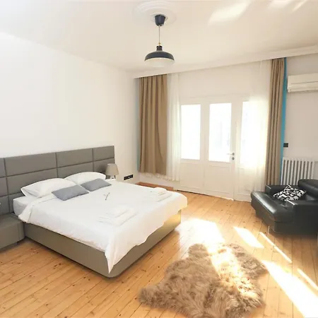Luxury 4 Bedroom Apt At Nisantasi Apartment *