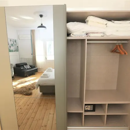 Luxury 4 Bedroom Apt At Nisantasi Apartment *