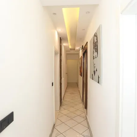 Luxury 4 Bedroom Apt At Nisantasi Apartment *