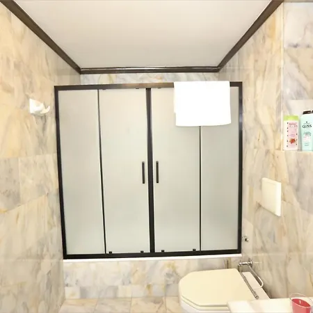 Luxury 4 Bedroom Apt At Nisantasi Apartment