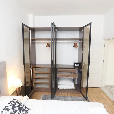 Luxury 4 Bedroom Apt At Nisantasi Apartment